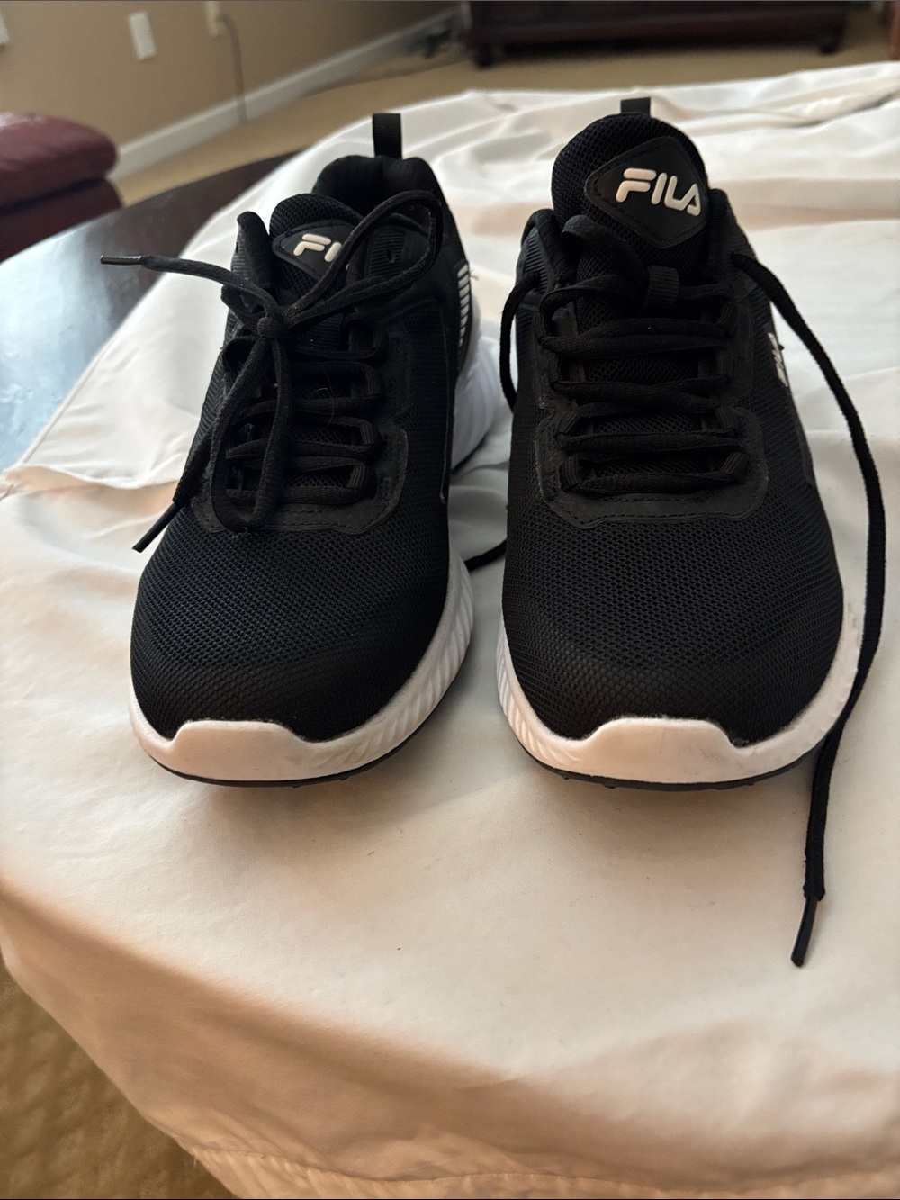 FILA Womens Mesh Sneakers with White Midsole